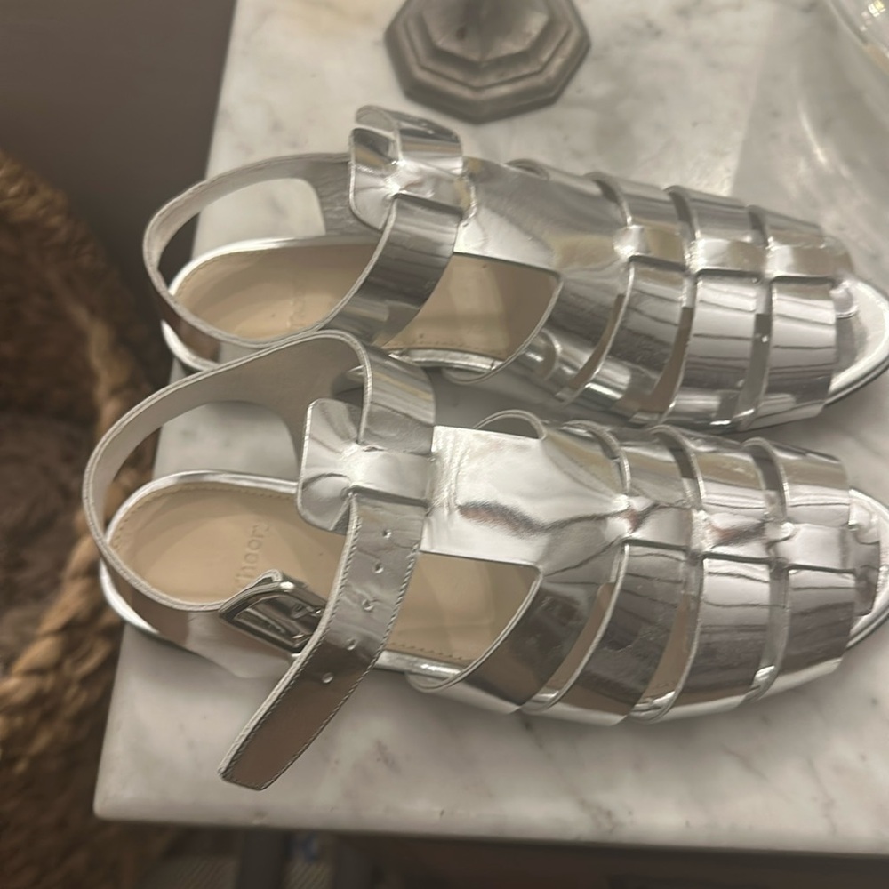 Theory size 7 sandals silver